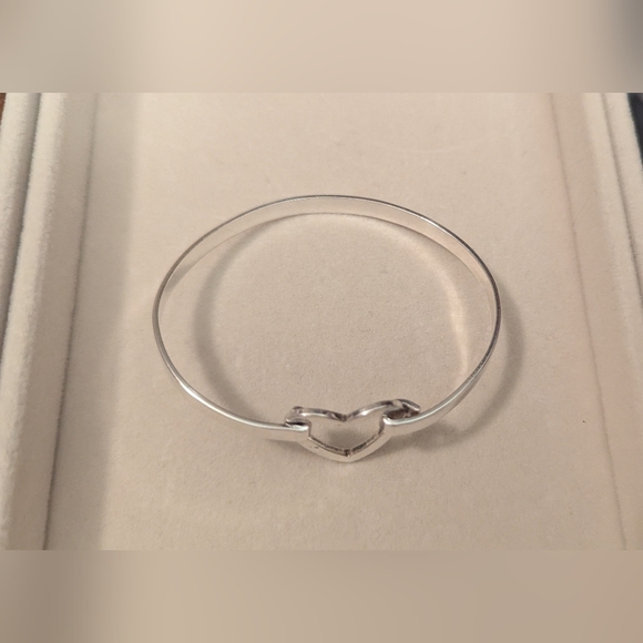 Silver heart Bracelet - Picture 3 of 9